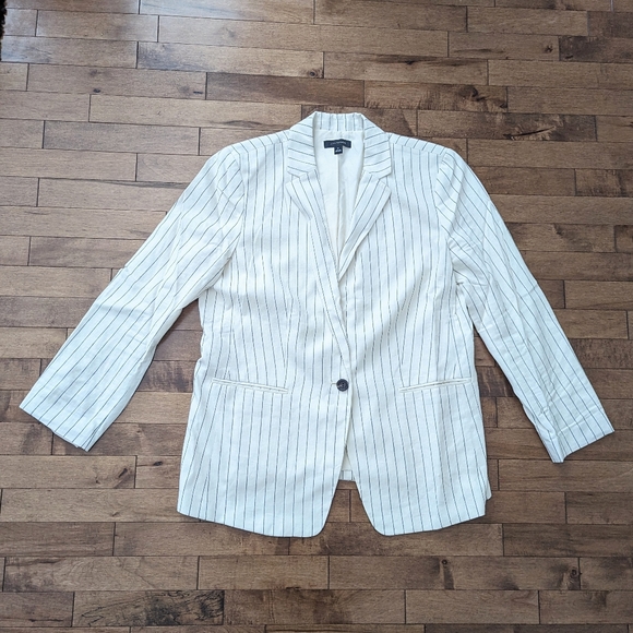 Ann Taylor Linen Blazer Cream Pinstripe - Picture 10 of 10